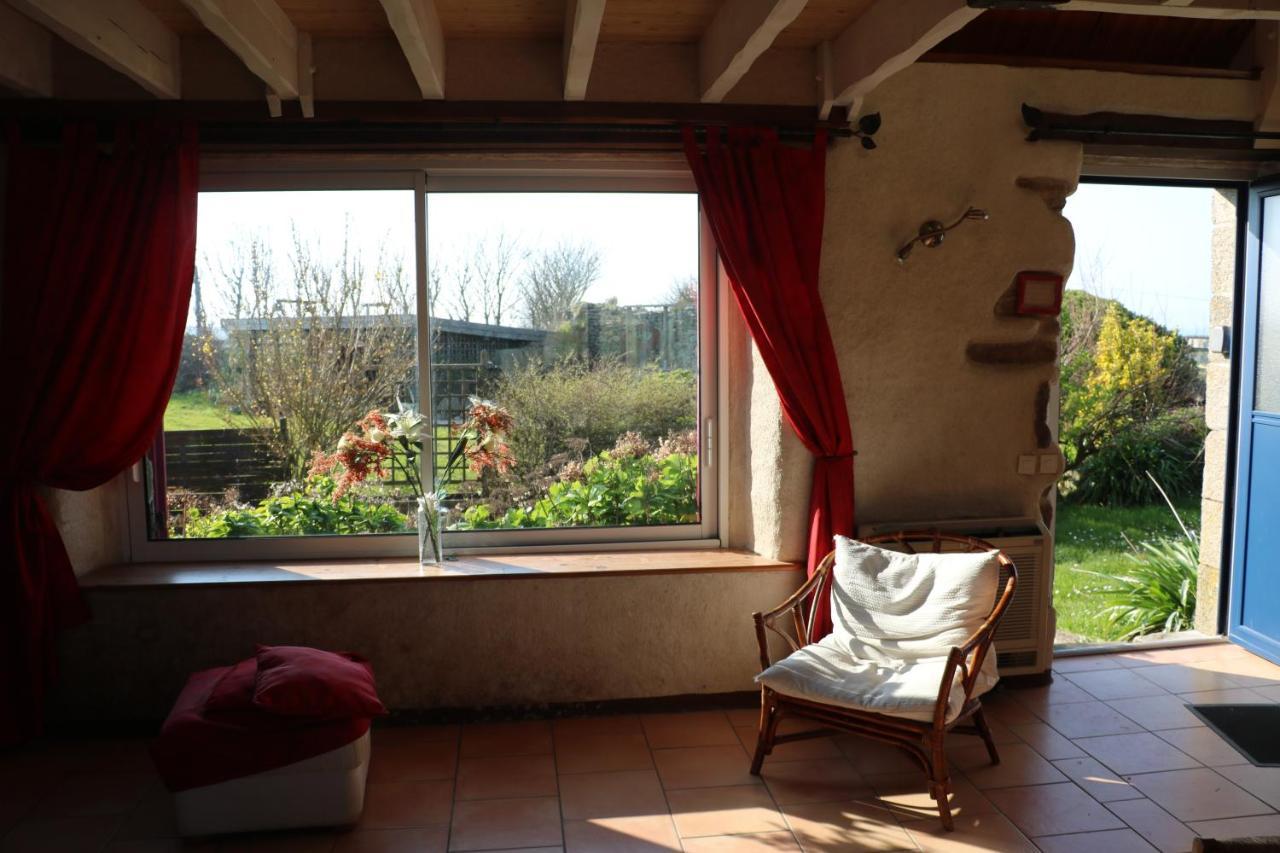 Les Gites Aux Volets Roses Landunvez Exterior foto